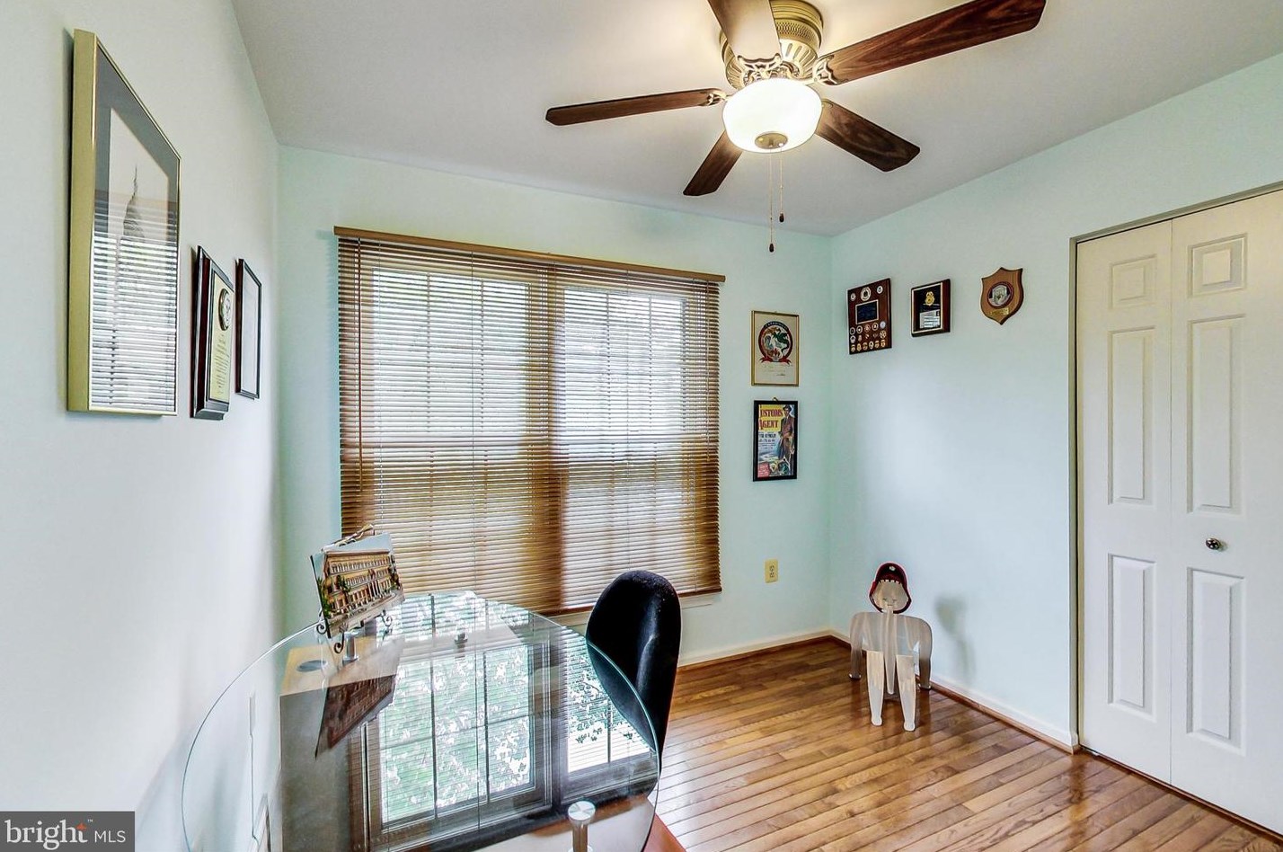 1900 Daniel St, Arlington VA 22201-4110 exterior