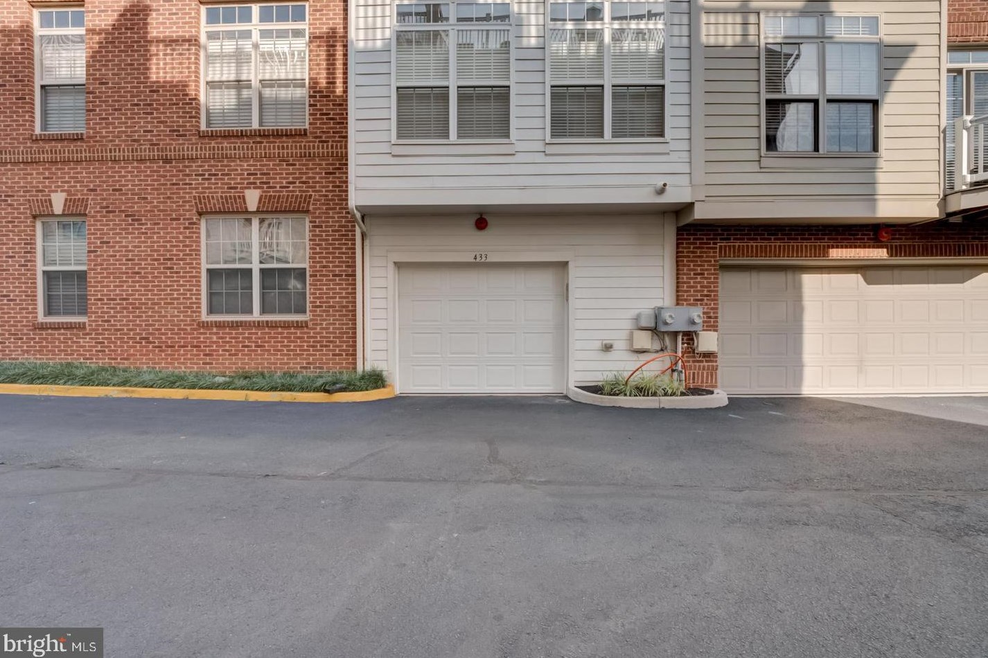 433 George Mason Dr, Arlington VA  22204-1509 exterior