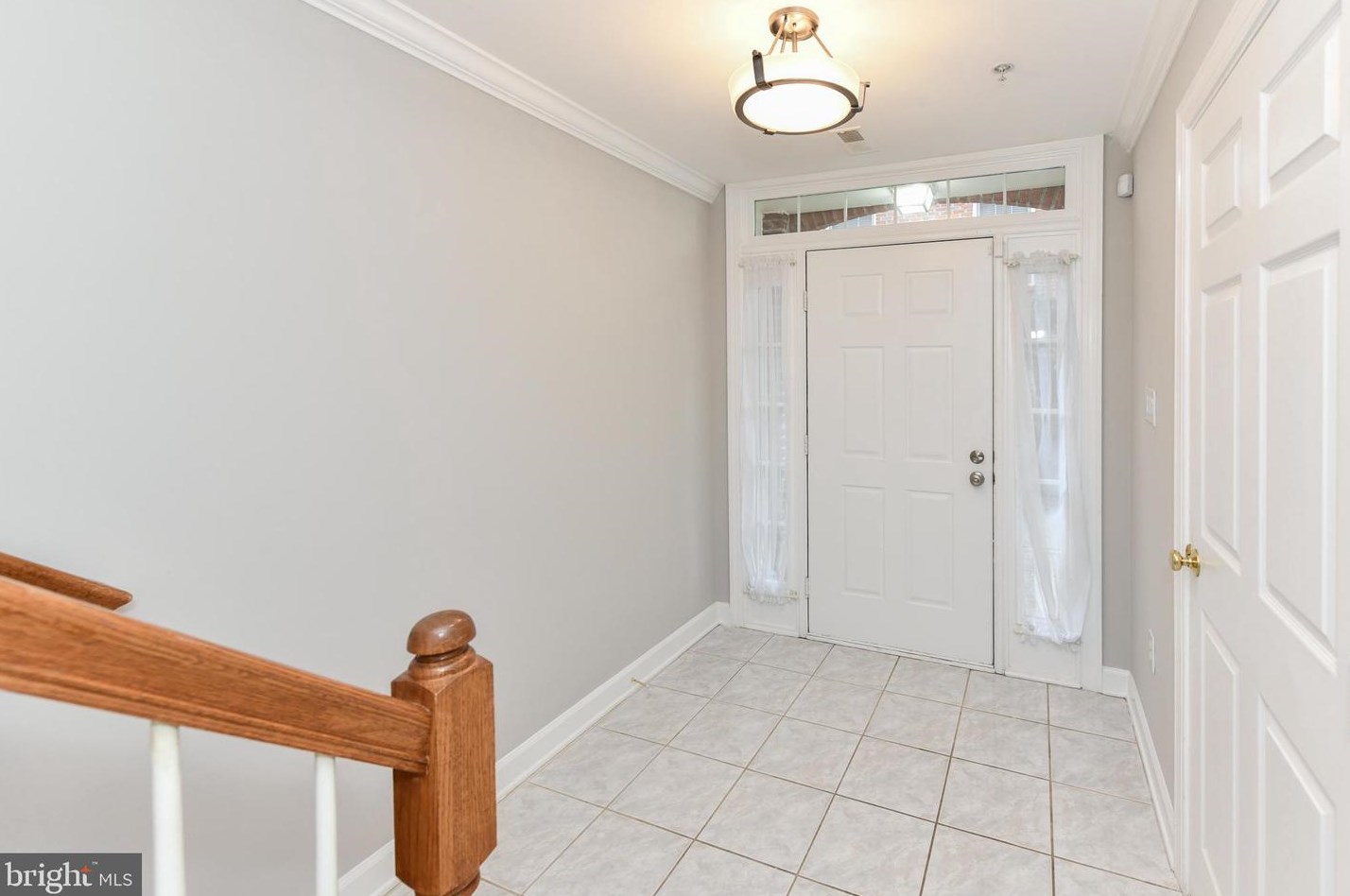 1114 Stafford St, Arlington VA  22201-4656 exterior