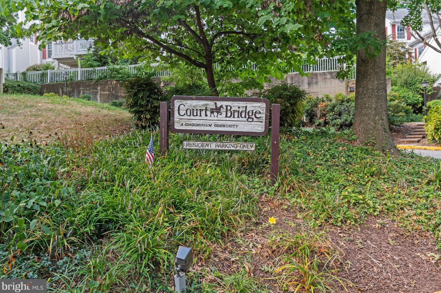 2913 Woodley St, Arlington VA  22206-3368 exterior