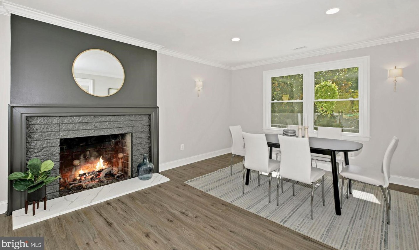 2762 Randolph St, Arlington VA  22207-5223 exterior