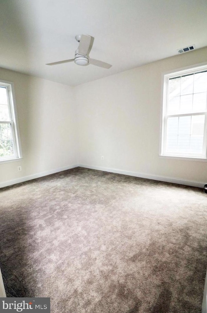 801 Veitch St, Arlington VA  22204-2124 exterior