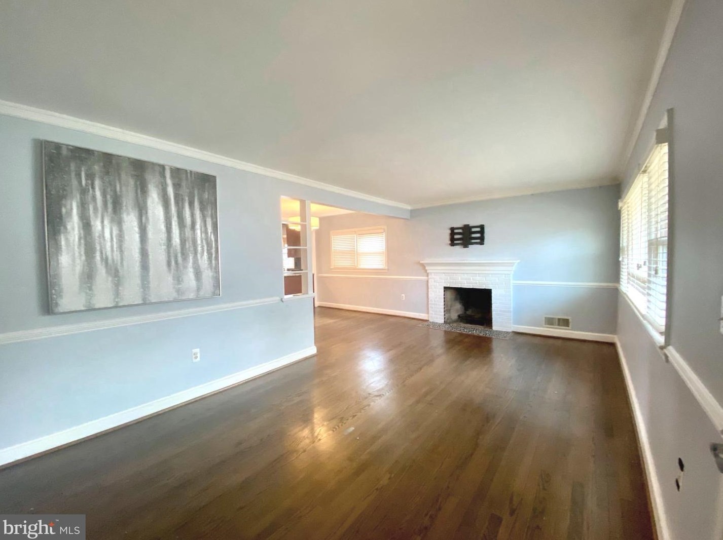 2021 Woodrow St, Arlington VA  22207-2411 exterior
