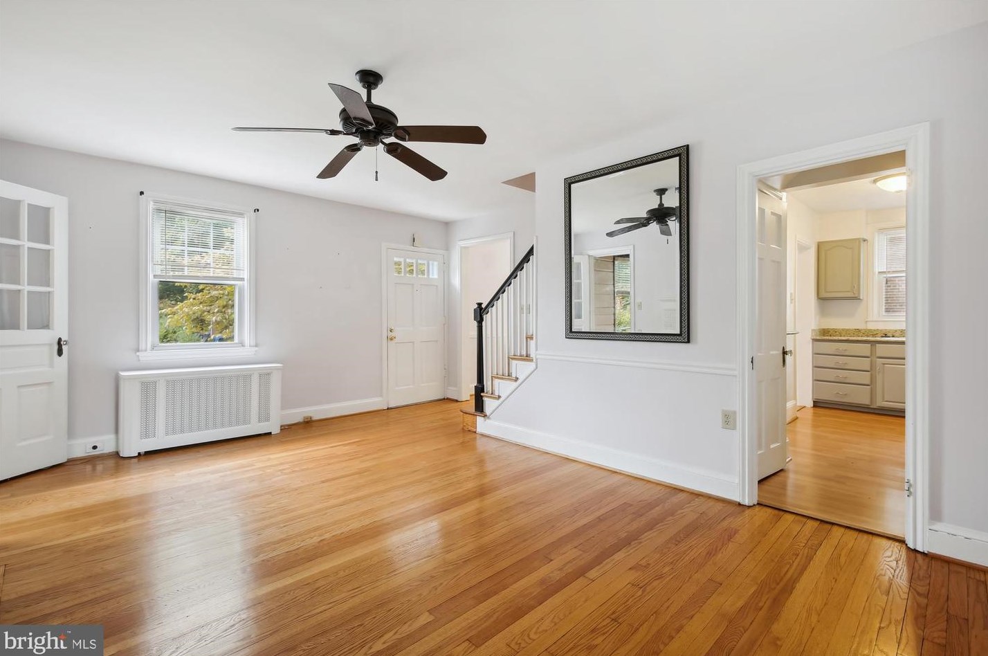 619 Garfield St, Arlington VA  22204-2438 exterior