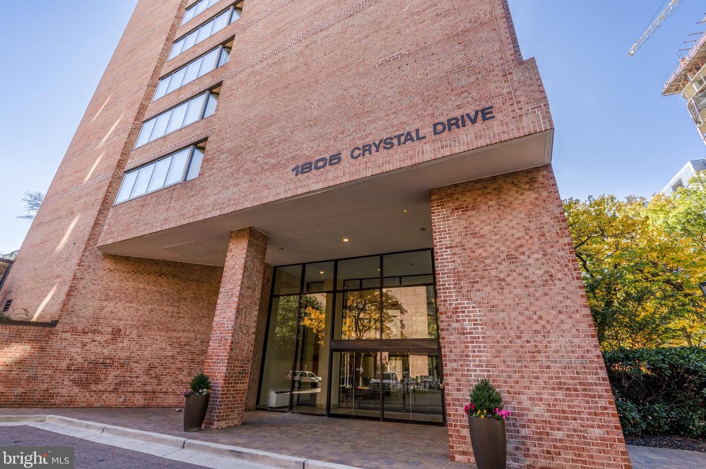 1805 Crystal Dr, Arlington VA  22202-4400 exterior