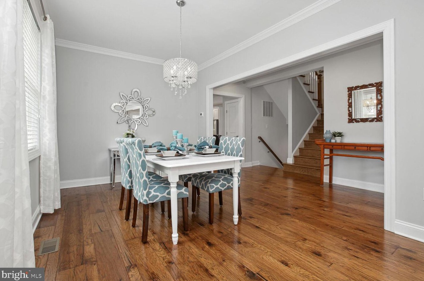 1244 Taylor St, Arlington VA 22201-5728 exterior