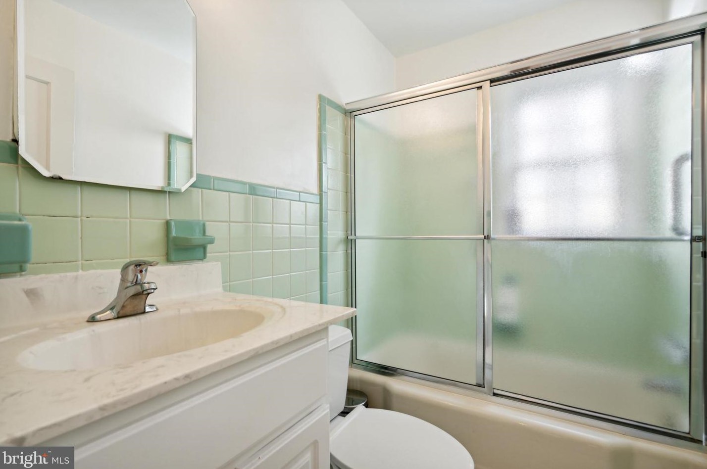 1231 Buchanan St, Arlington VA 22204-1345 exterior