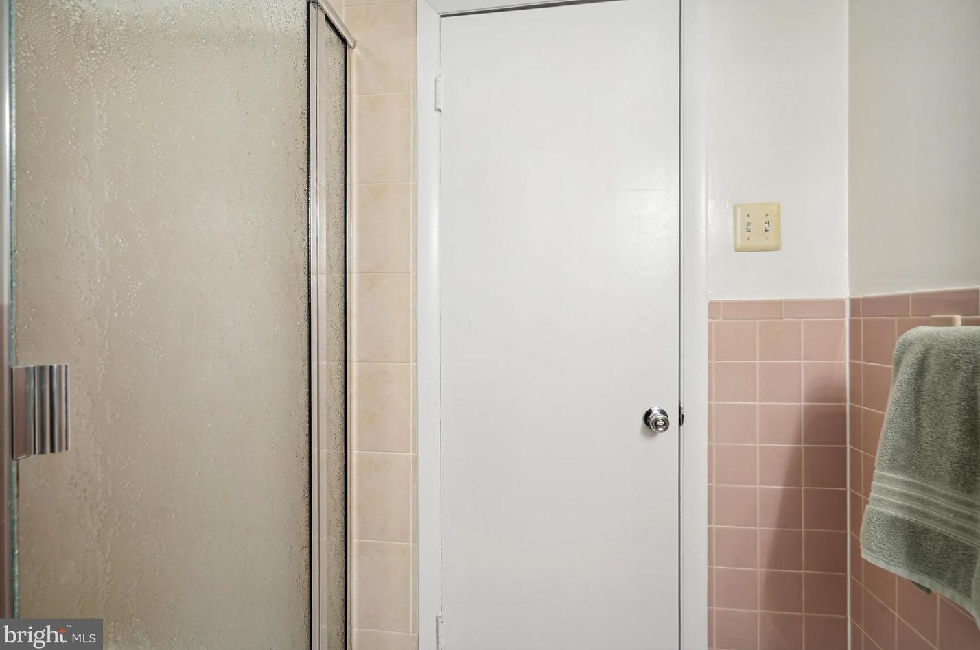 1231 Buchanan St, Arlington VA 22204-1345 exterior