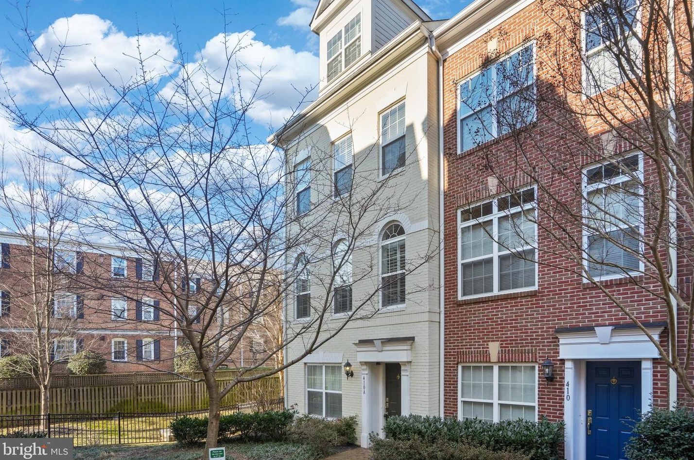 410 Thomas St, Arlington VA  22203-3108 exterior