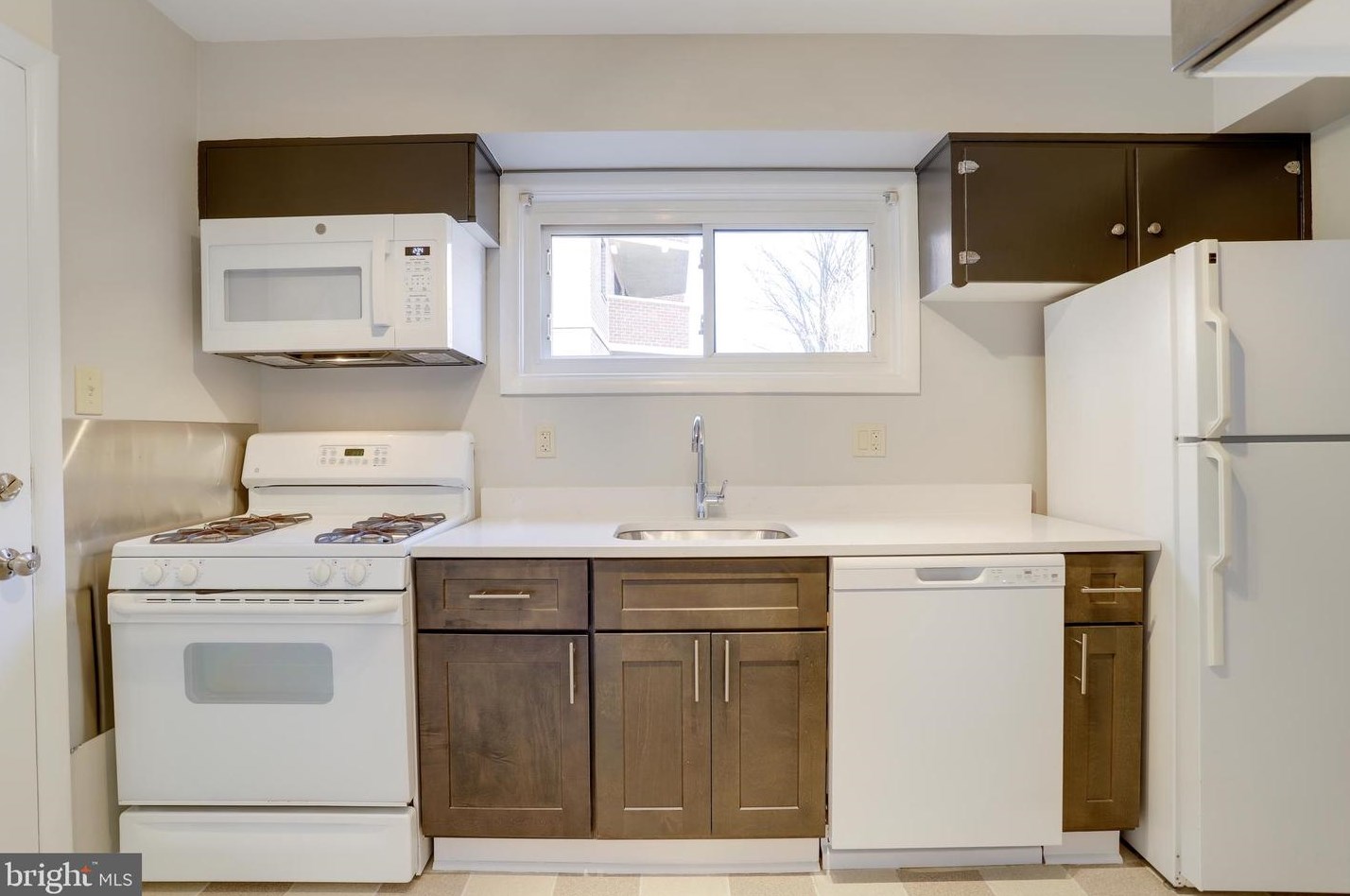 1306 Barton St, Arlington VA  22201-2709 exterior