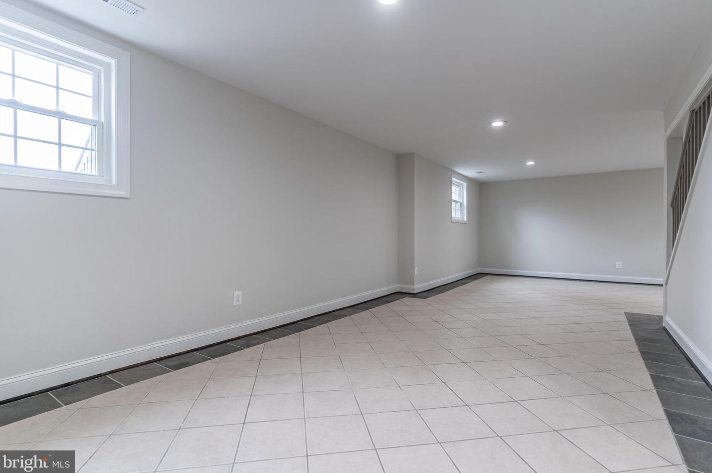 1418 Dinwiddie St, Arlington VA  22206-1069 exterior