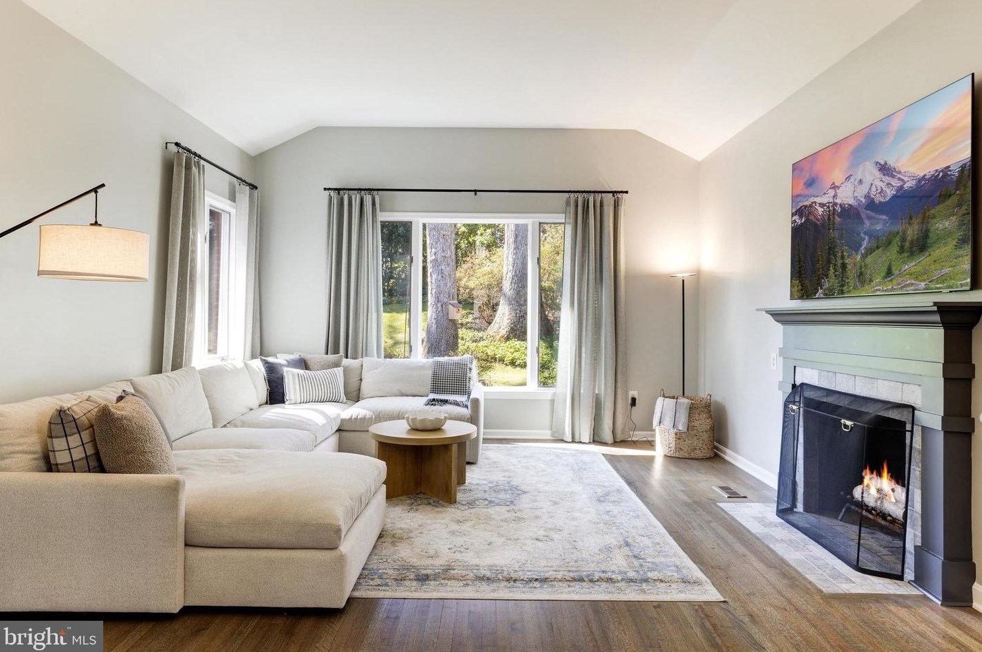 3924 Upland St, Arlington VA  22207-4642 exterior