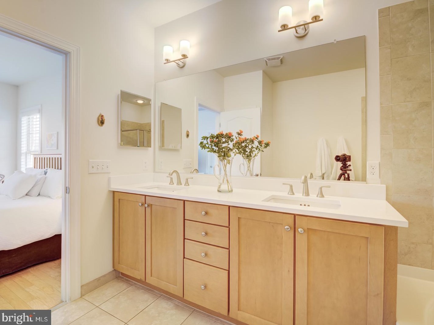 401 George Mason Dr, Arlington VA 22203-2502 exterior