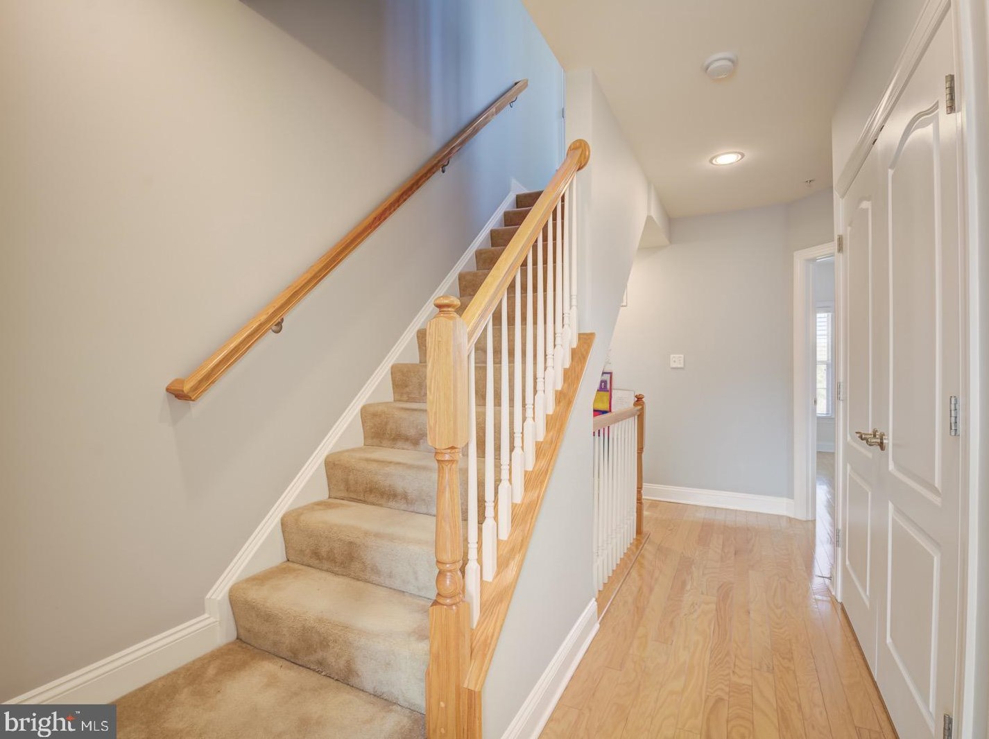 401 George Mason Dr, Arlington VA 22203-2502 exterior