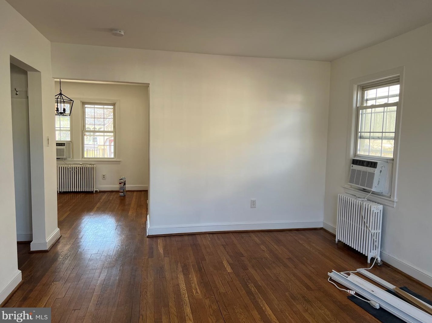 118 Brookside Dr, Arlington VA  22201-1110 exterior