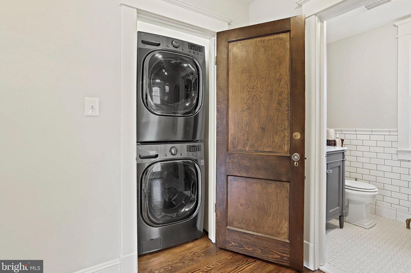 1700 Taylor St, Arlington VA 22204-4046 exterior