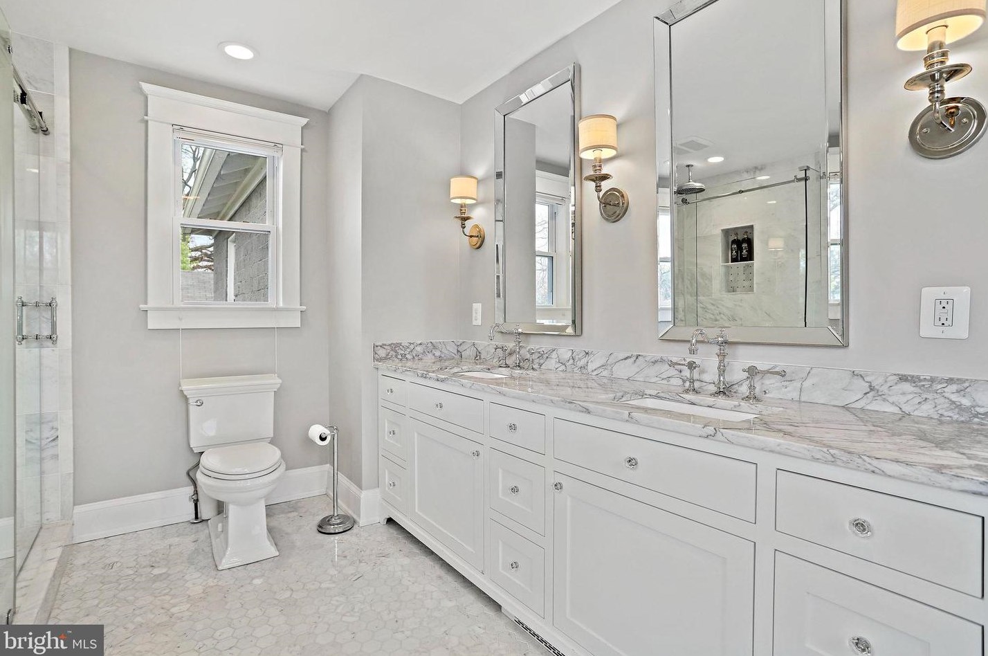 1700 Taylor St, Arlington VA 22204-4046 exterior