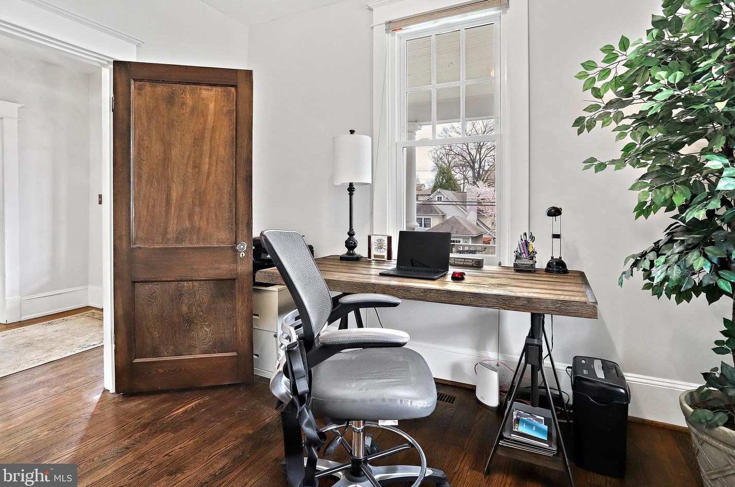 1700 Taylor St, Arlington VA 22204-4046 exterior