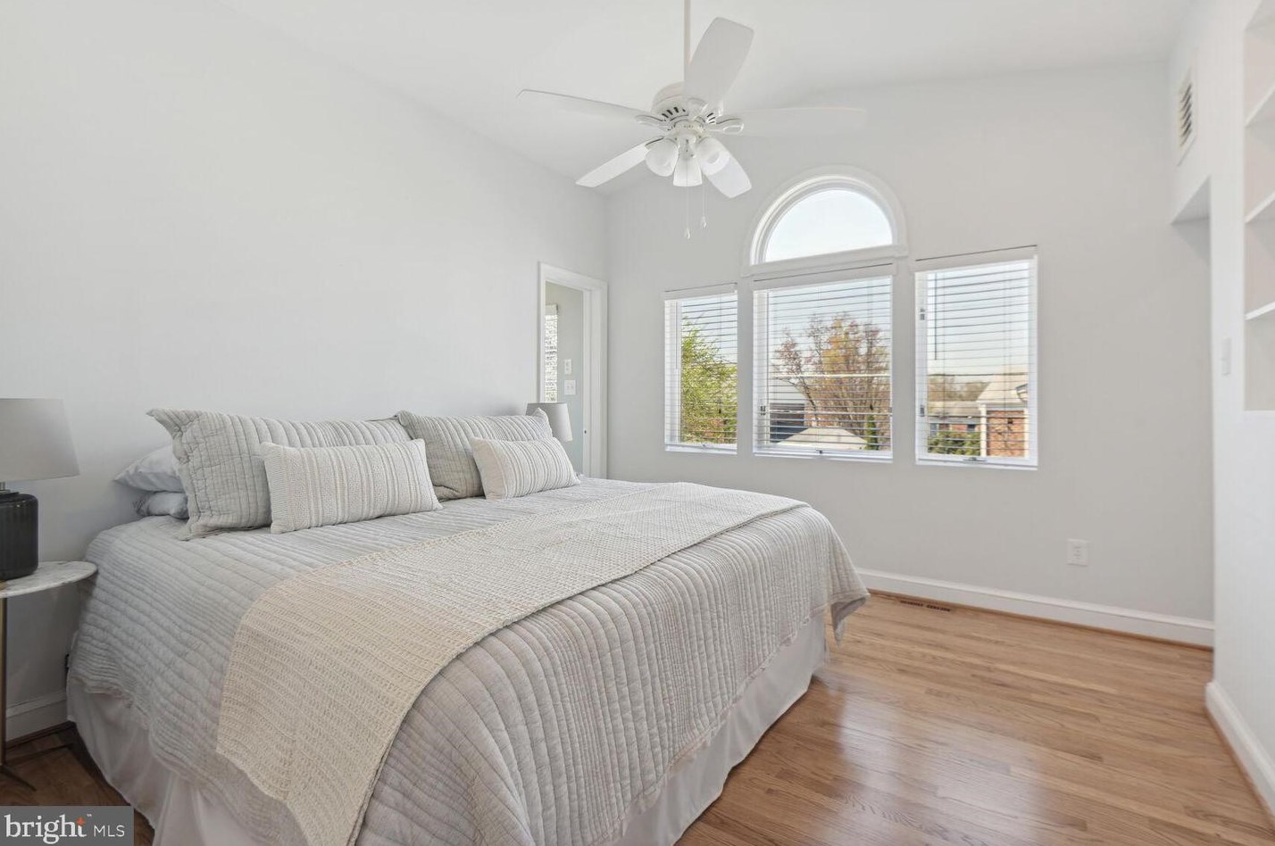 2632 Pocomoke St, Arlington VA  22207-1004 exterior