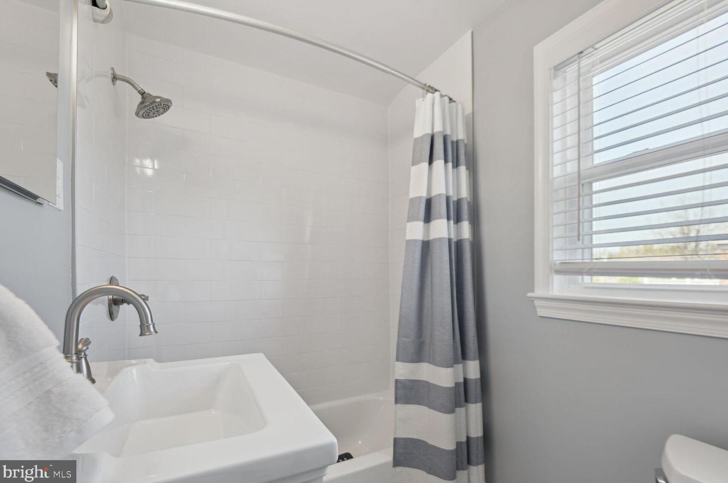 2632 Pocomoke St, Arlington VA  22207-1004 exterior