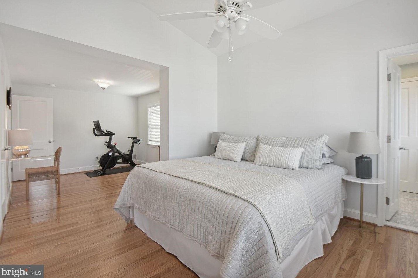 2632 Pocomoke St, Arlington VA  22207-1004 exterior