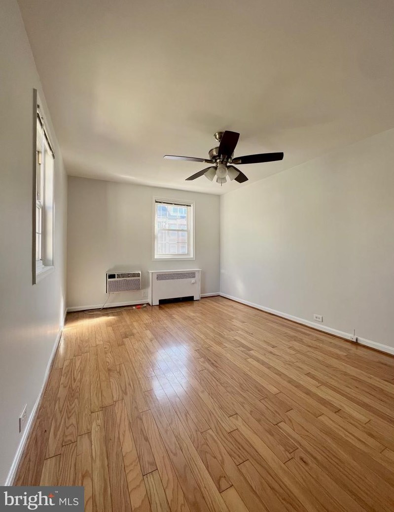104 Trenton St, Arlington VA  22203-2950 exterior
