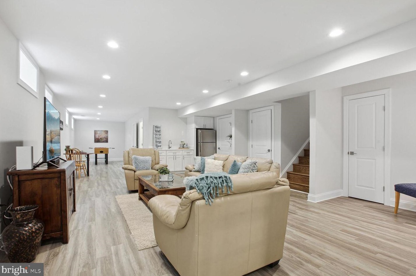 1244 Taylor St, Arlington VA 22201-5728 exterior