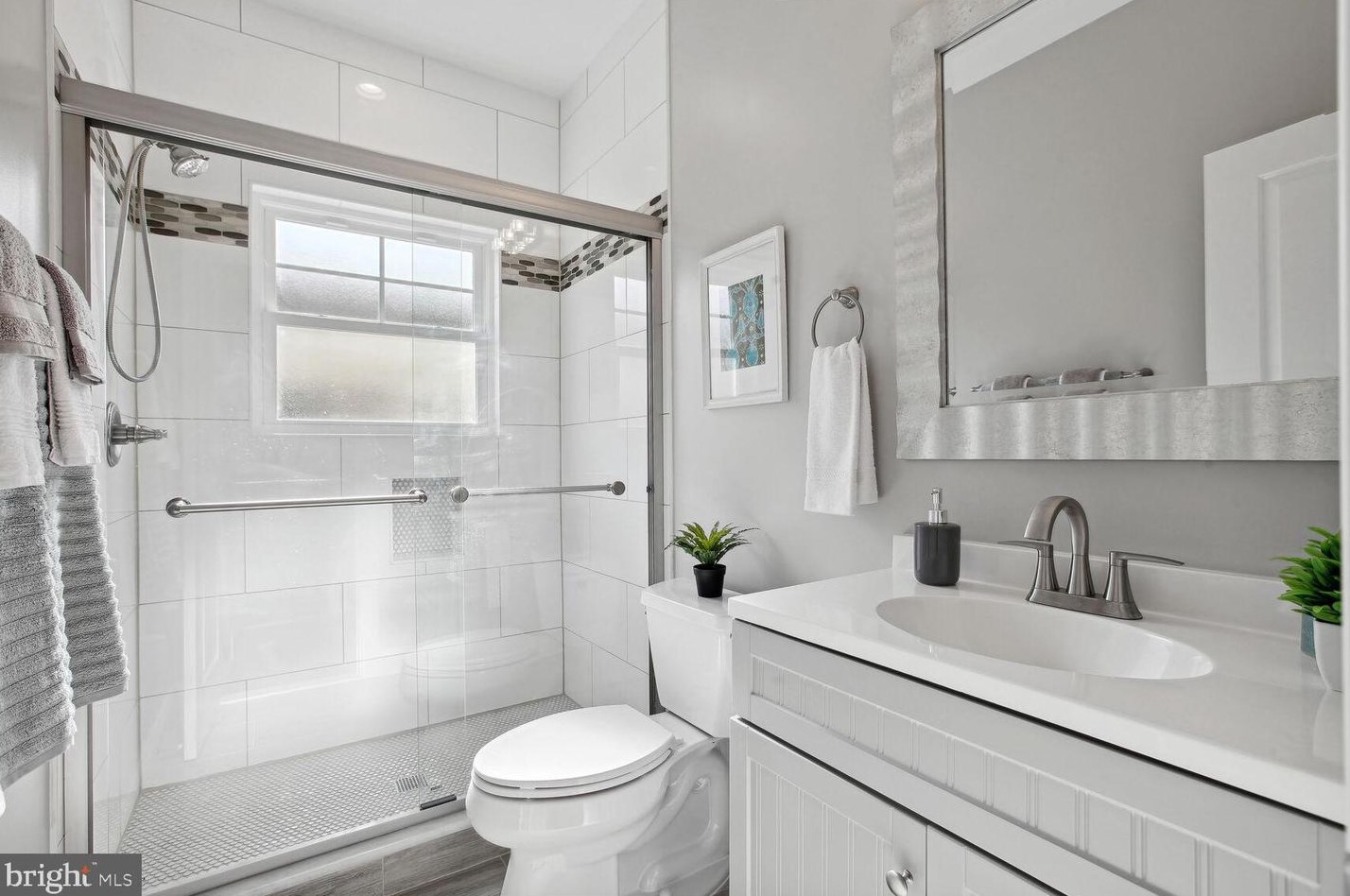 1244 Taylor St, Arlington VA 22201-5728 exterior