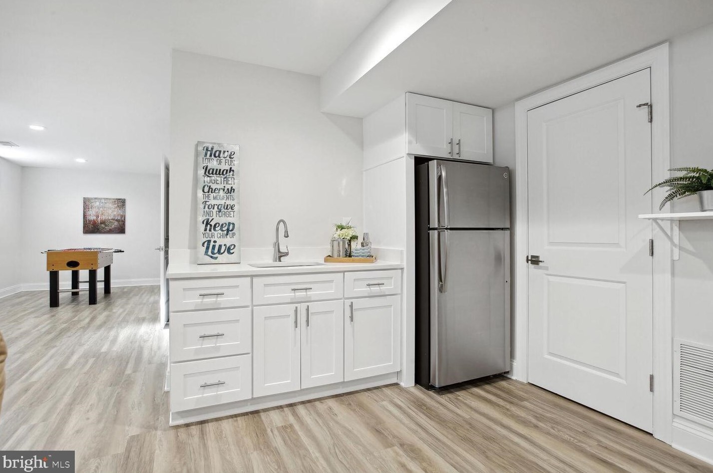 1244 Taylor St, Arlington VA 22201-5728 exterior