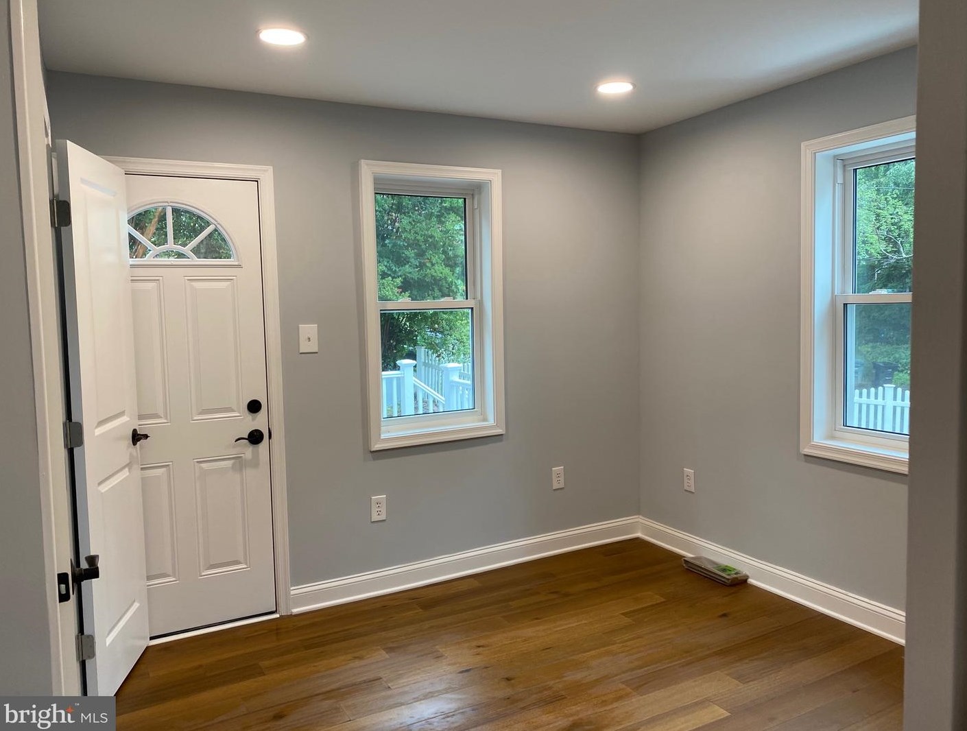 1947 Vermont St, Arlington VA 22201-4729 exterior