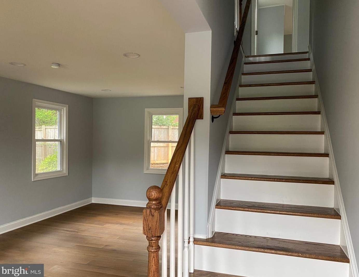 1947 Vermont St, Arlington VA 22201-4729 exterior