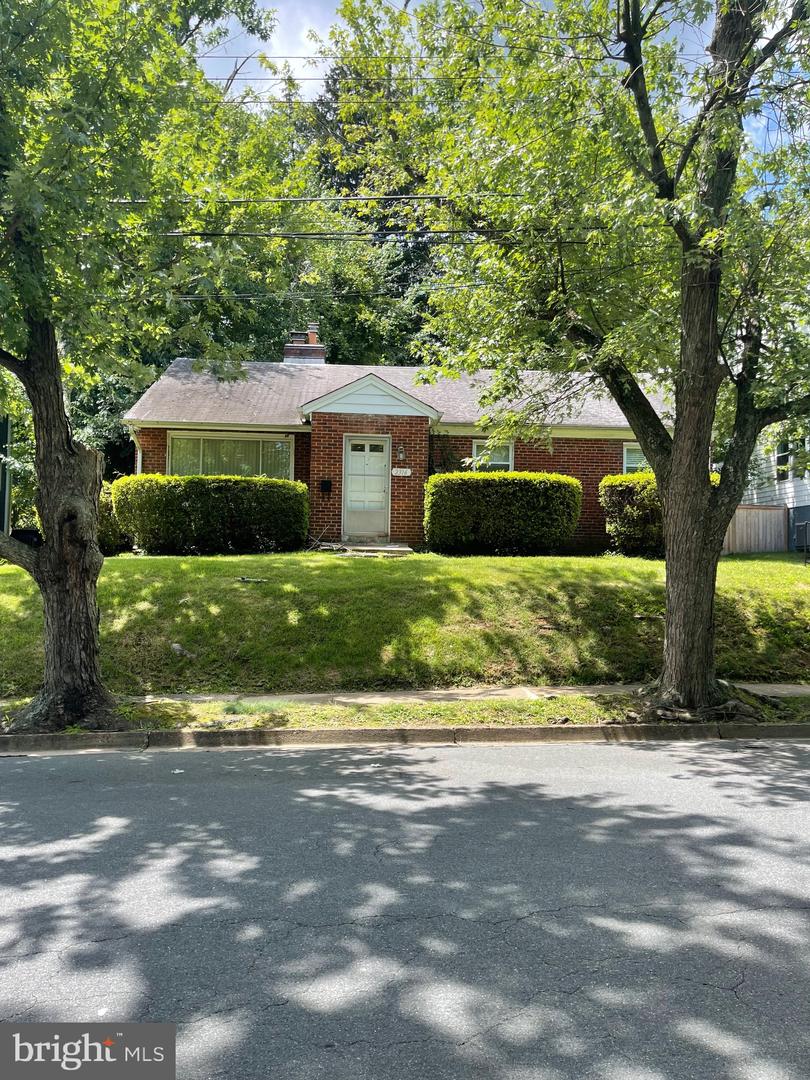 2316 John Marshall Dr, Arlington, VA 22205 MLS VAAR2033912 Coldwell