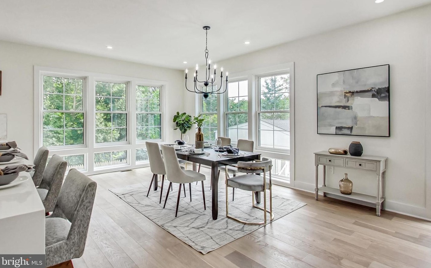 2135 Monroe St, Arlington VA 22204-5104 exterior