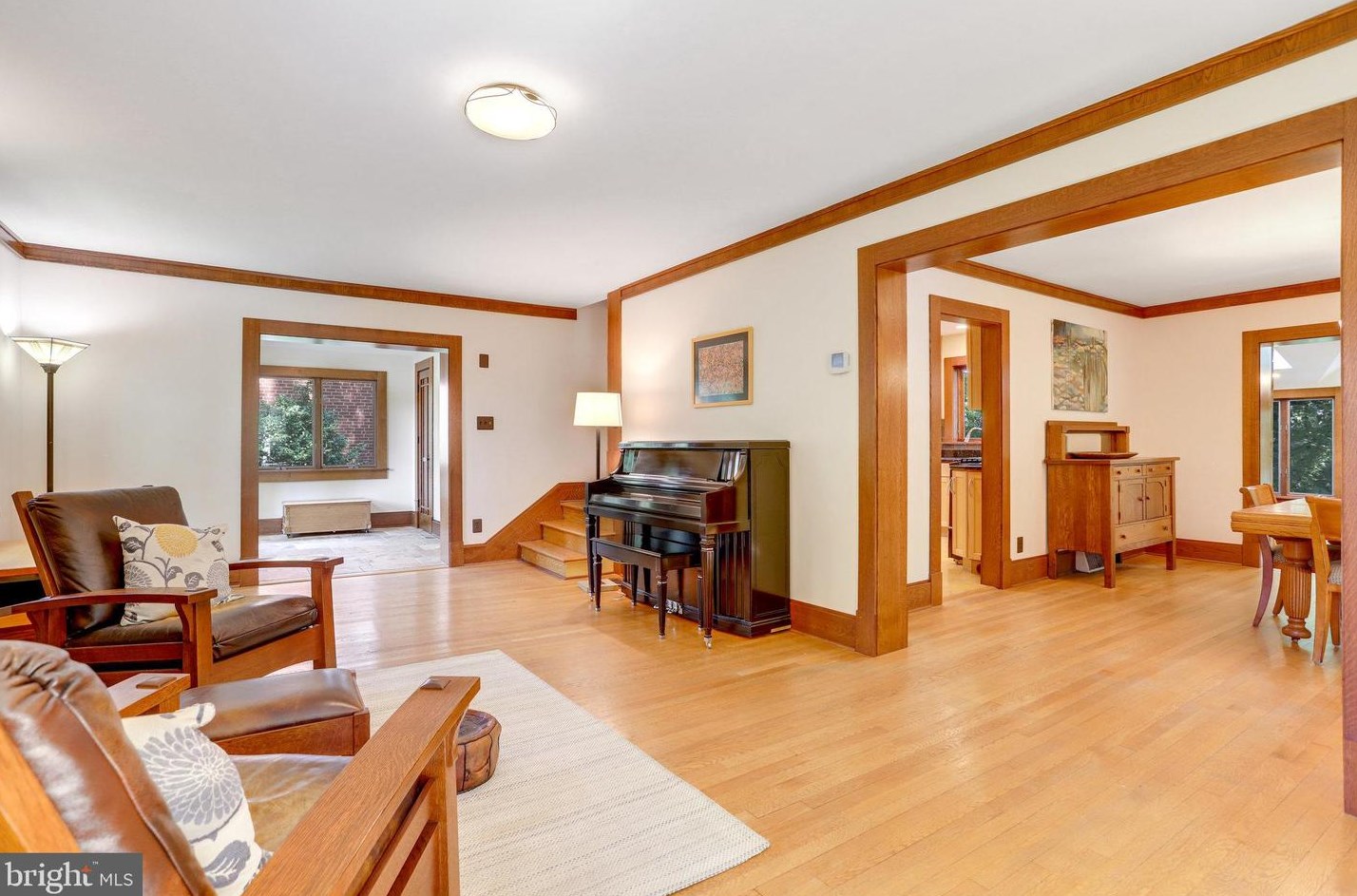 131 Irving St, Arlington VA 22201-1060 exterior