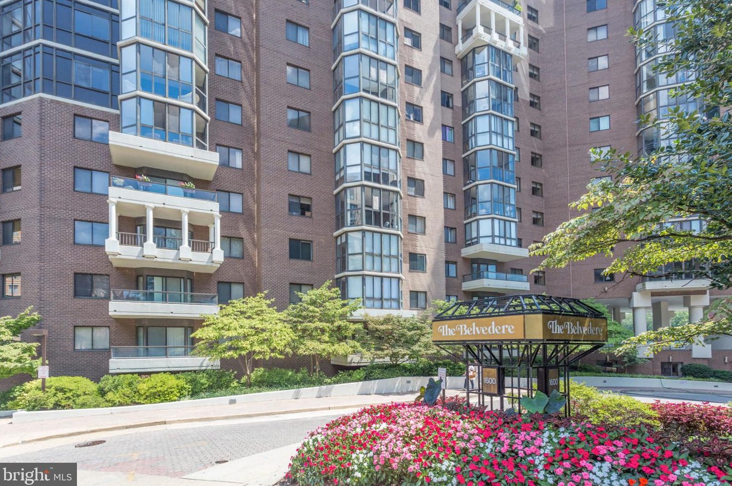 1600 Oak St, Arlington VA  22209-2751 exterior