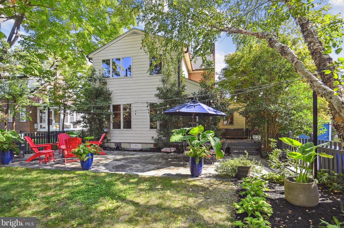 1406 Illinois St, Arlington VA 22205-2761 exterior