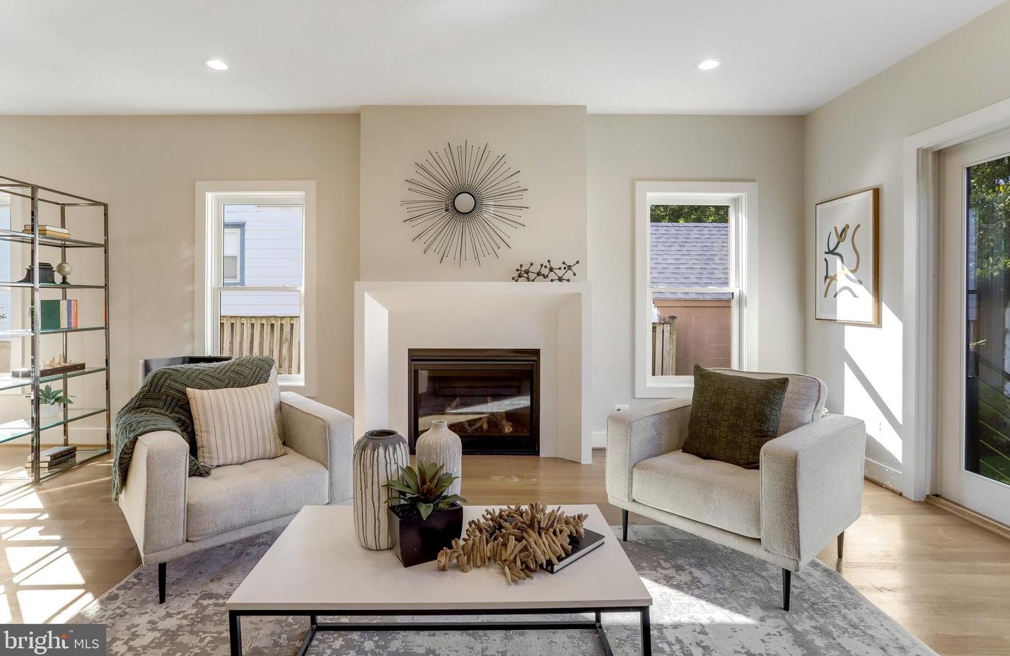 812 Edgewood St, Arlington VA  22201-1935 exterior