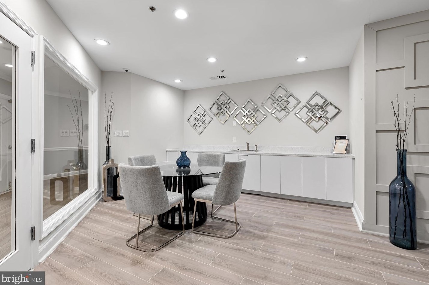 1001 Vermont St, Arlington VA  22201-4763 exterior