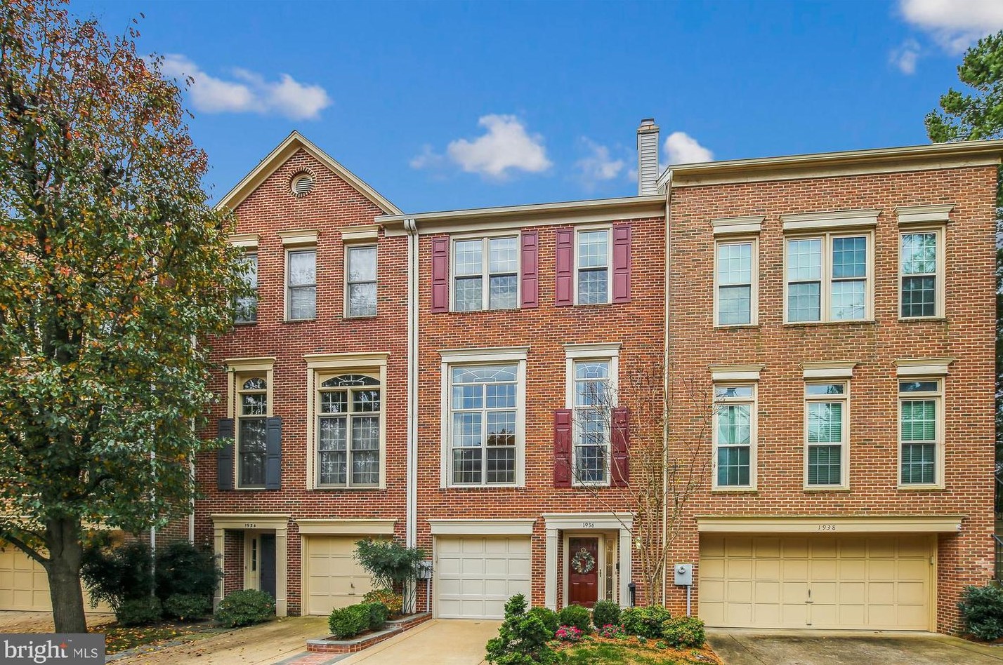 1936 Daniel St, Arlington VA 22201-1927 exterior