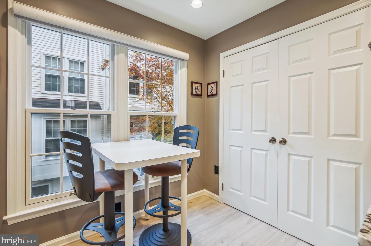 1936 Daniel St, Arlington VA 22201-1927 exterior