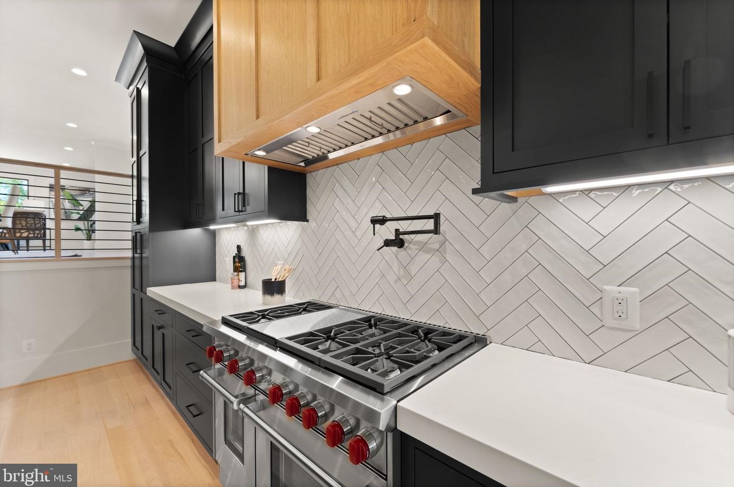 4516 7th St, Arlington VA  22203-2010 exterior