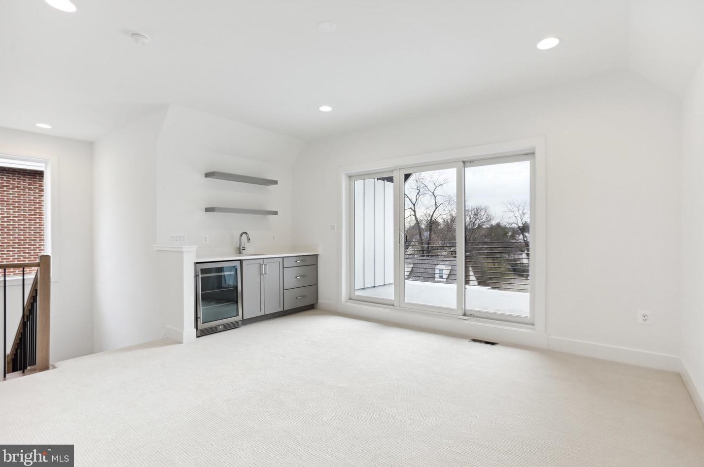 817 Woodrow St, Arlington VA  22203-1522 exterior