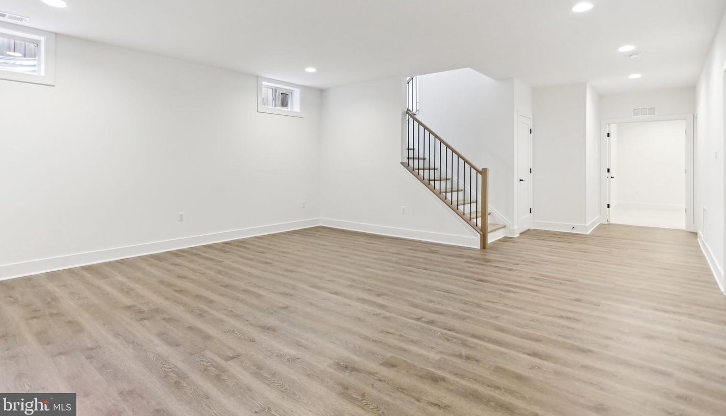 817 Woodrow St, Arlington VA  22203-1522 exterior