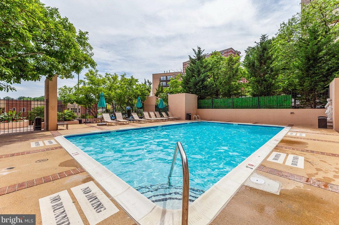 1301 Courthouse Rd, Arlington VA  22201-2502 exterior