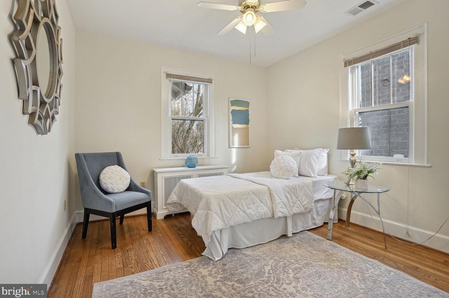 1706 Taylor St, Arlington VA 22204-4073 exterior