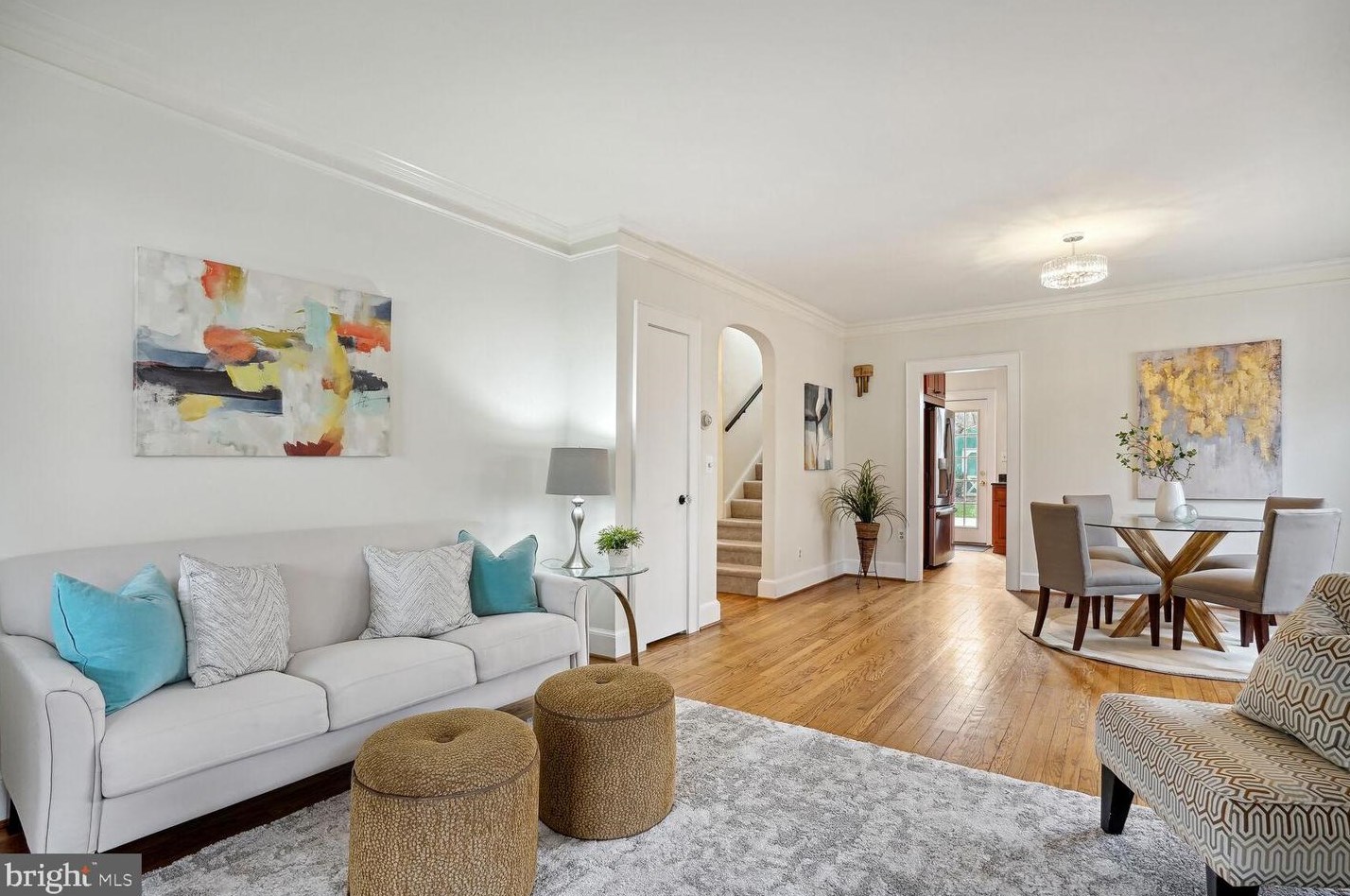 1706 Taylor St, Arlington VA 22204-4073 exterior