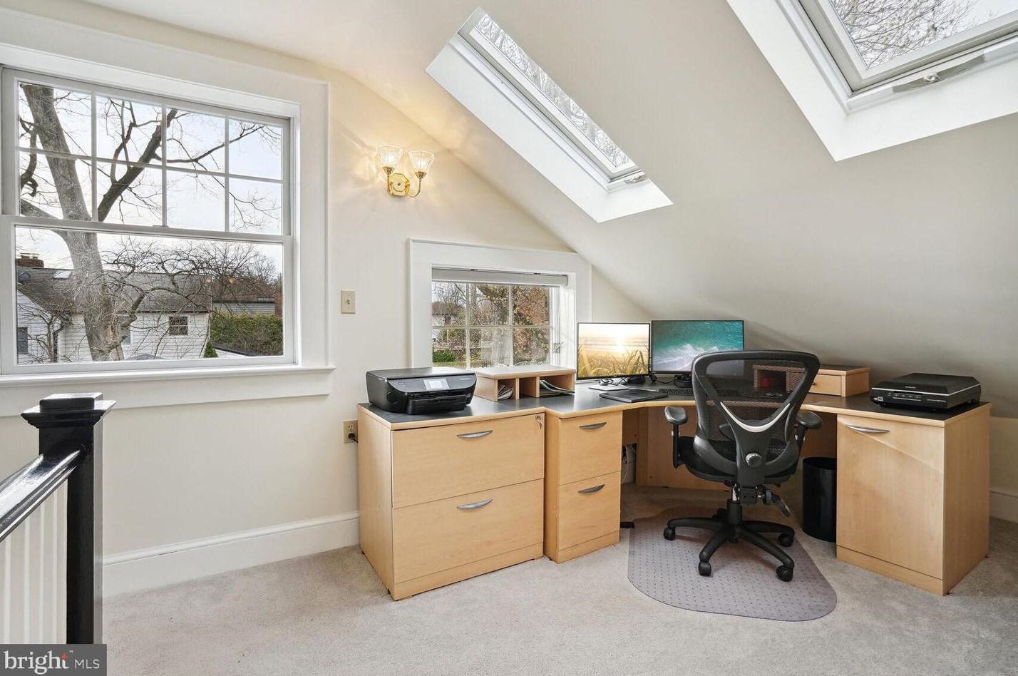 1706 Taylor St, Arlington VA 22204-4073 exterior