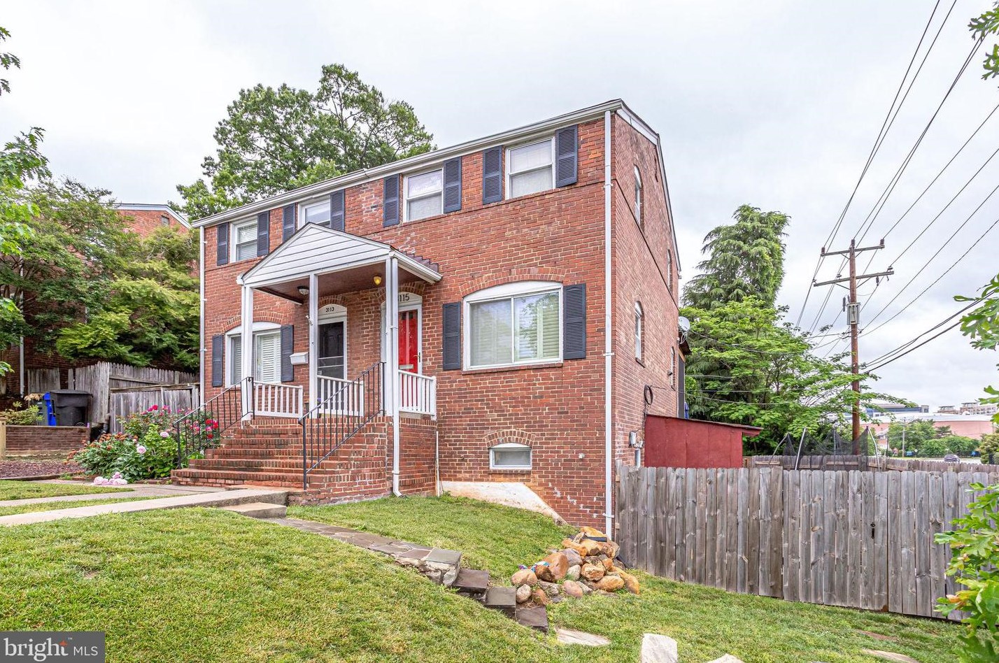 3115 Hayes St, Arlington VA  22202-2335 exterior