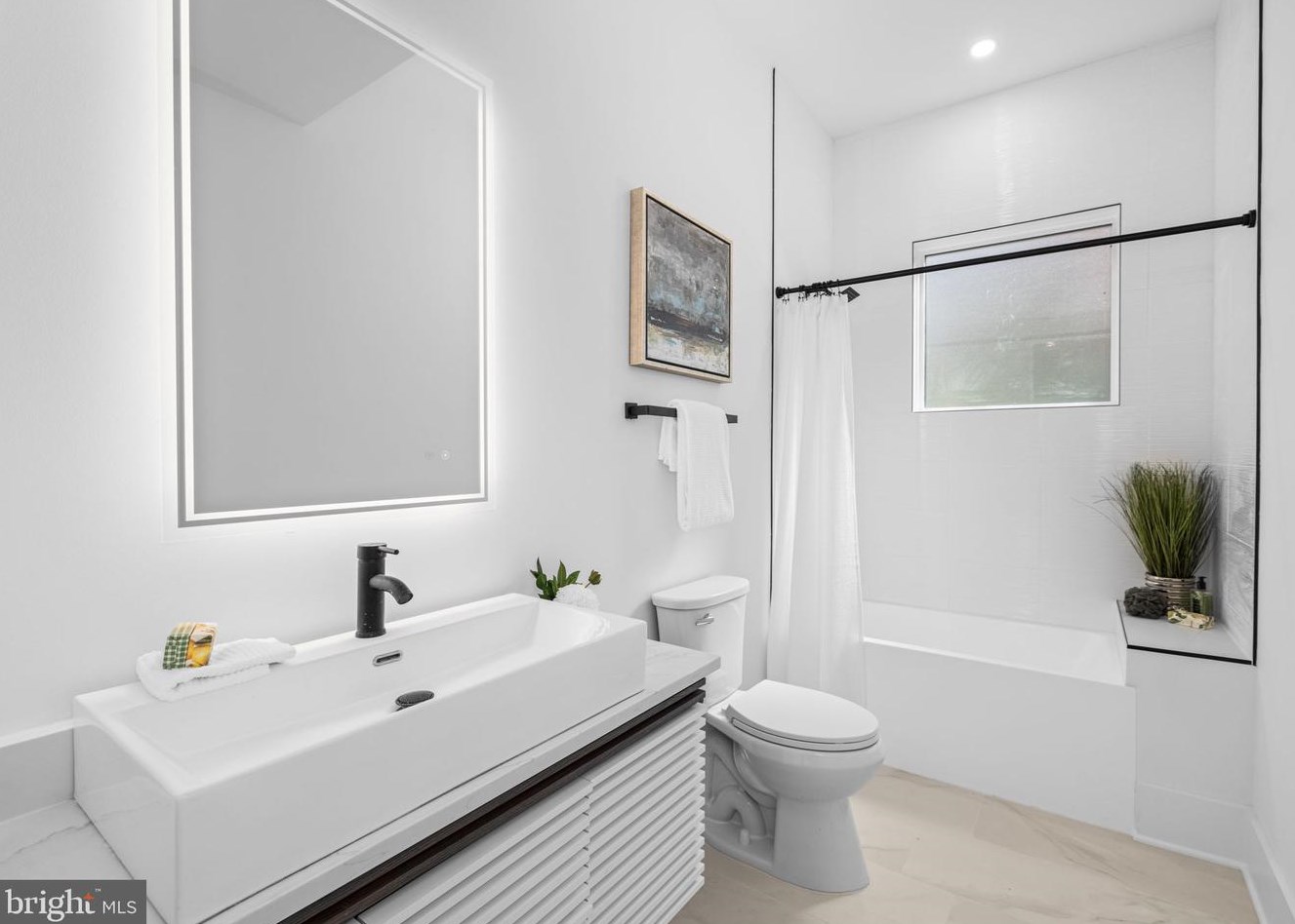 6000 16th St, Arlington VA  22205-2208 exterior