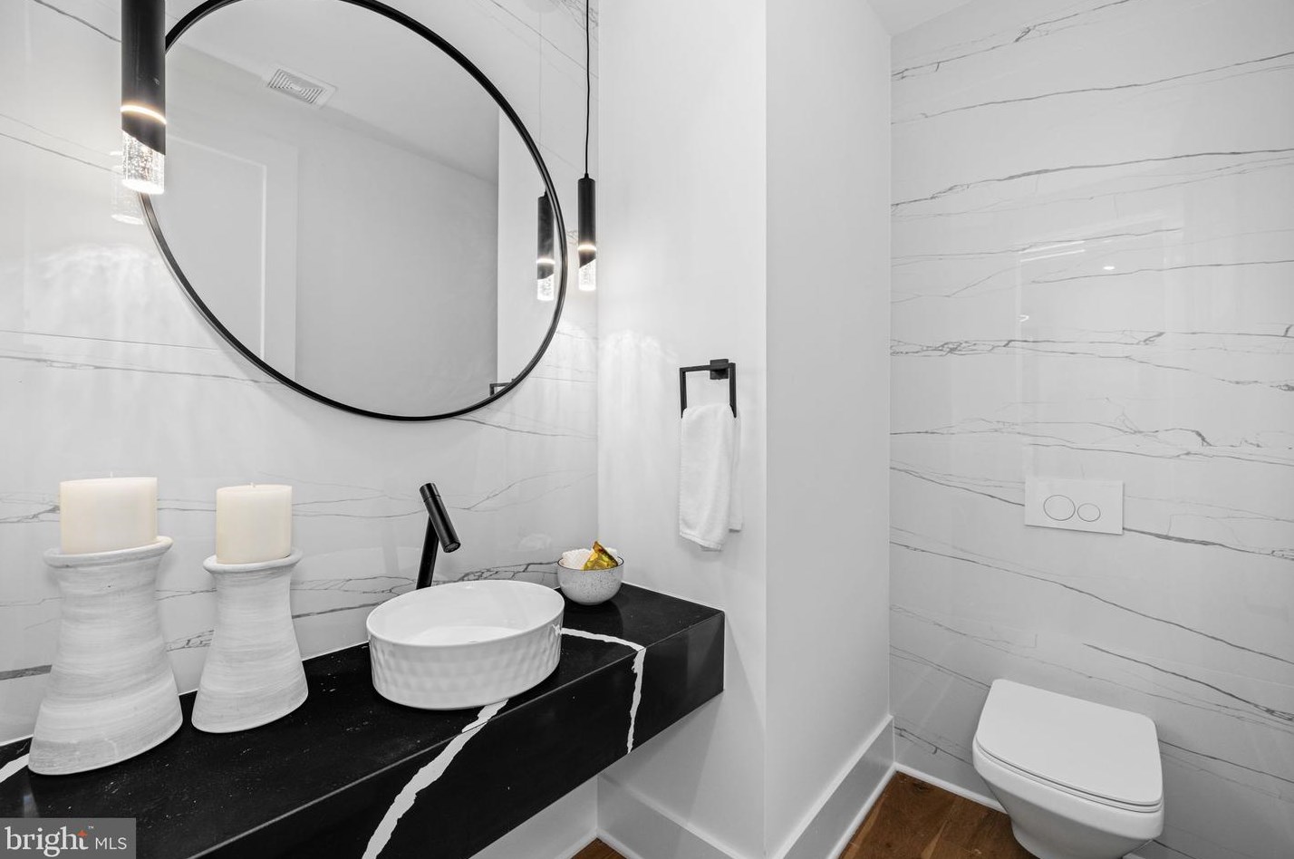 6000 16th St, Arlington VA  22205-2208 exterior